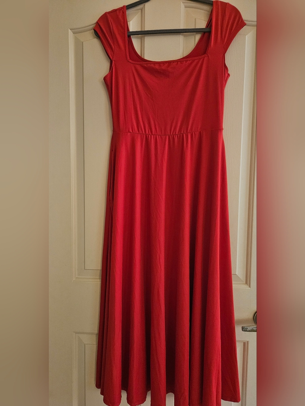NWT HALARA Red Scoop-Neck Maxi Dress